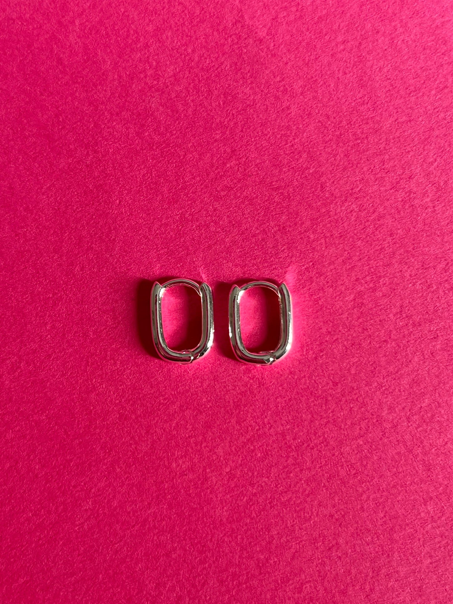 silver small hoops