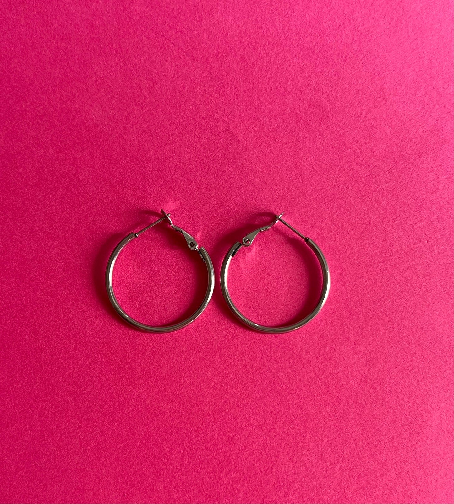 silver classic hoops