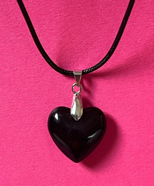 black statment heart pendant