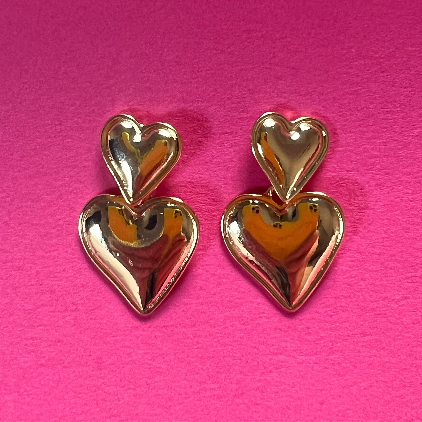 gold heart earrings