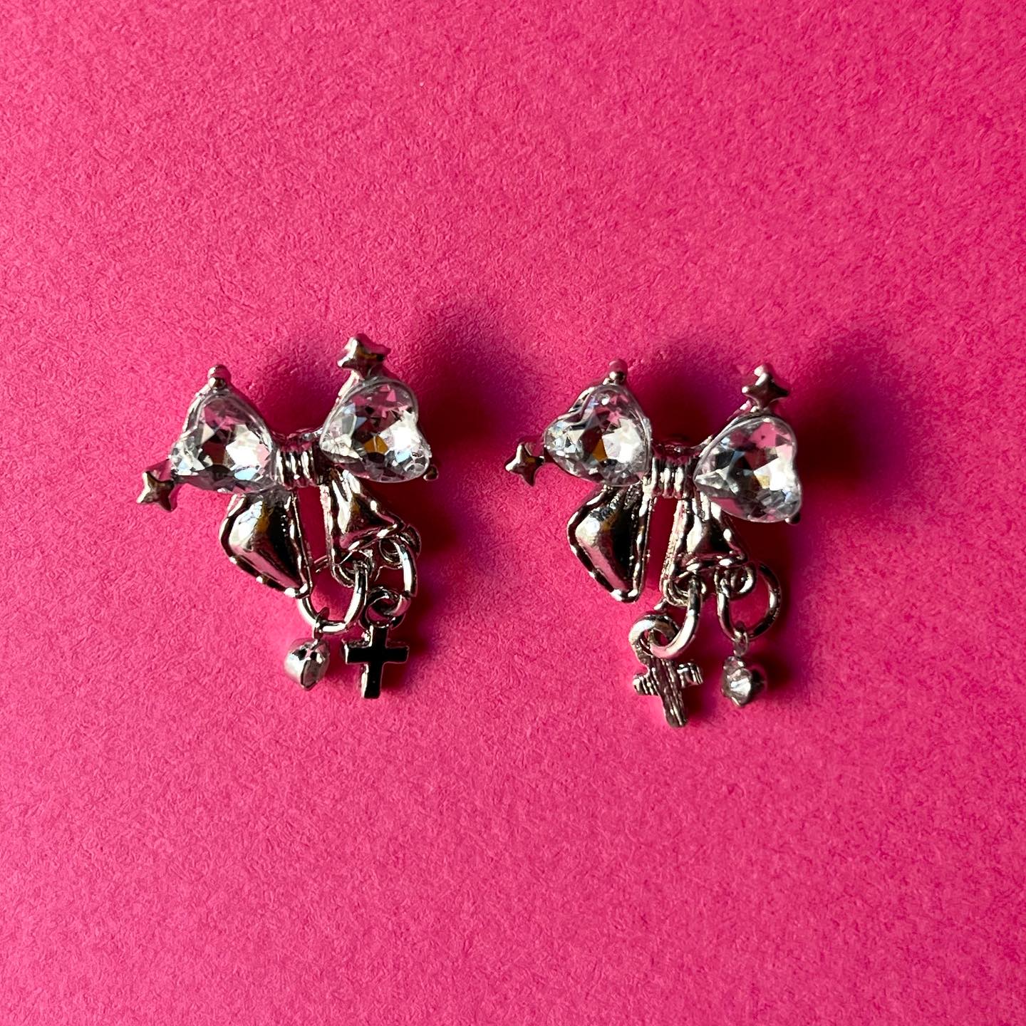 silver bow earrings