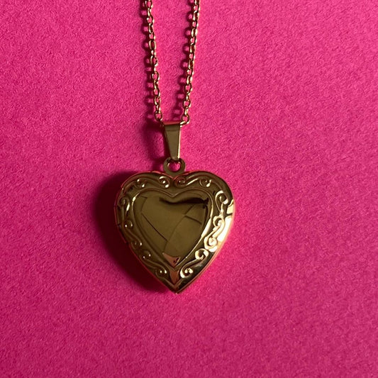 gold open heart pendant